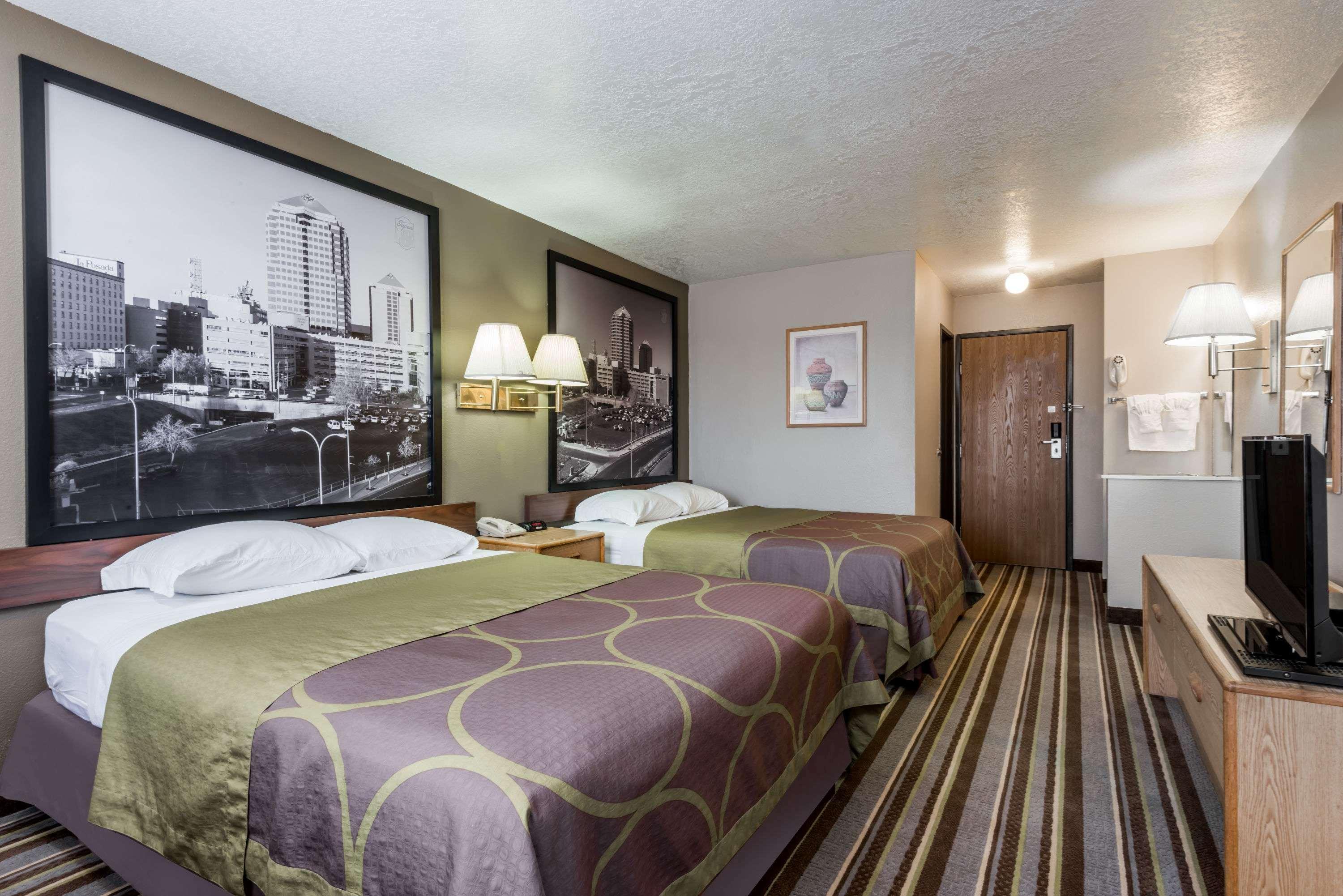 Super 8 By Wyndham Bernalillo Hotel Luaran gambar