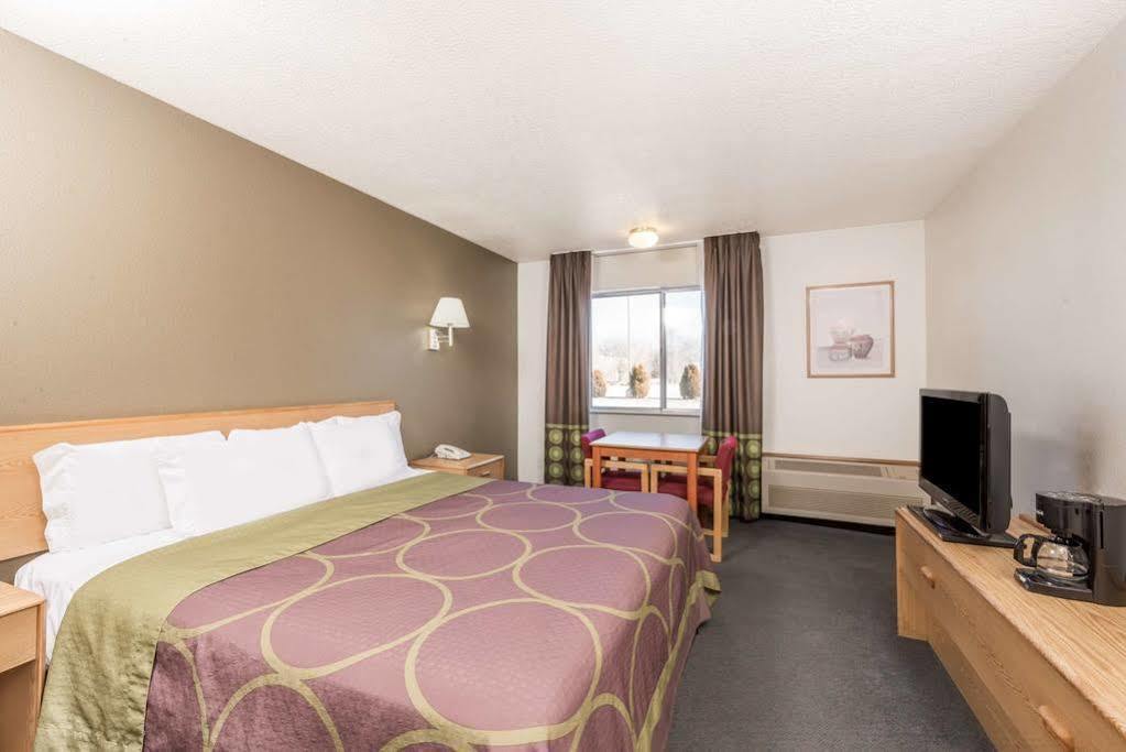 Super 8 By Wyndham Bernalillo Hotel Luaran gambar