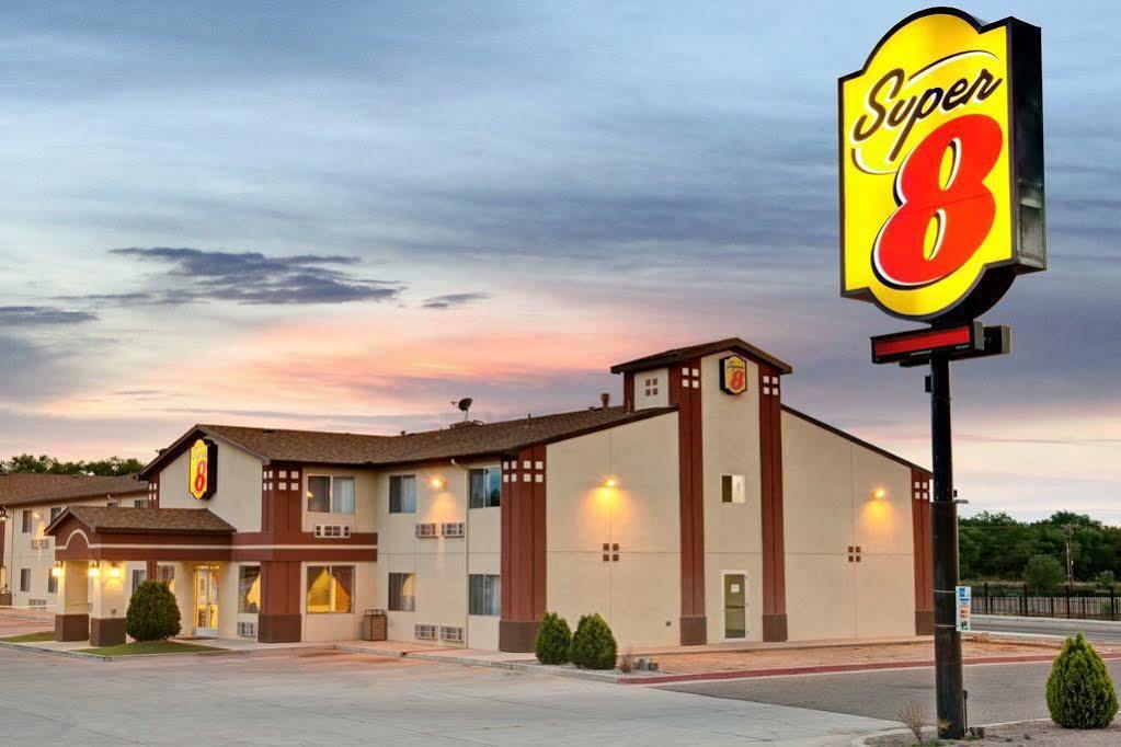 Super 8 By Wyndham Bernalillo Hotel Luaran gambar